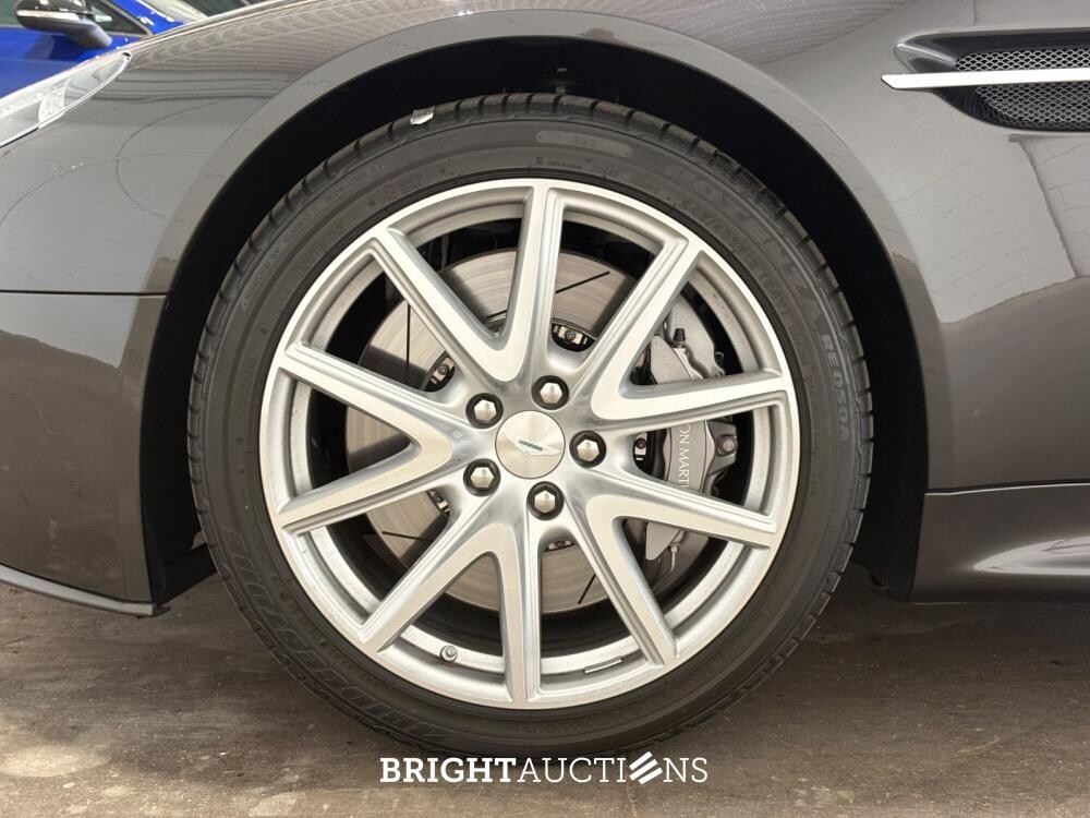 Aston Martin V8 Vantage 4.7 V8 426pk 2013, 8-TZG-67