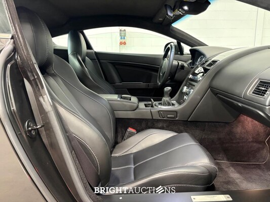 Aston Martin V8 Vantage 4.7 V8 426pk 2013, 8-TZG-67