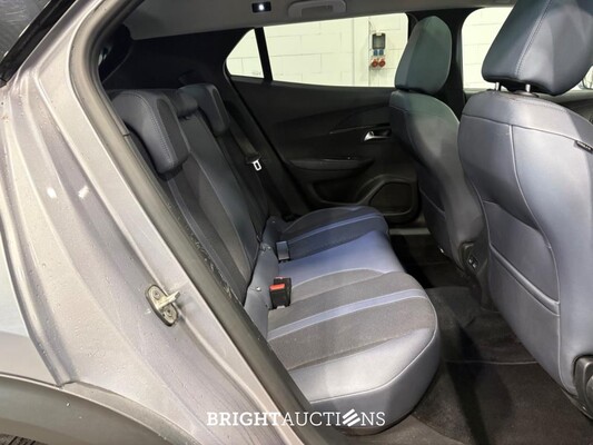 Peugeot 2008 e- EV Allure 50 kWh 136pk 2020 (Origineel-NL), K-173-DD