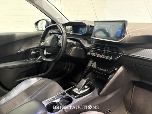Peugeot 2008 e- EV Allure 50 kWh 136pk 2020 (Origineel-NL), K-173-DD