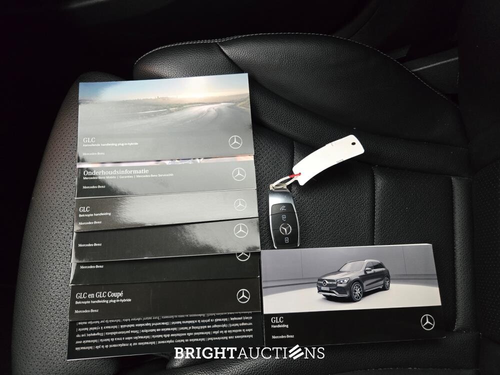 Mercedes-Benz GLC300e Business Solution Luxury 4MATIC 333pk 2021 (Origineel-NL) GLC-Klasse, L-467-FB