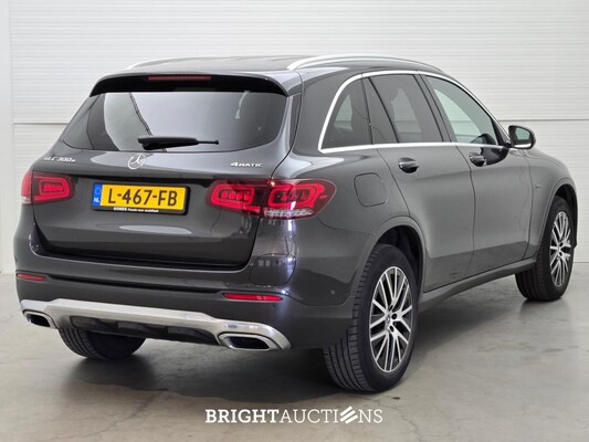 Mercedes-Benz GLC300e Business Solution Luxury 4MATIC 333pk 2021 (Origineel-NL) GLC-Klasse, L-467-FB