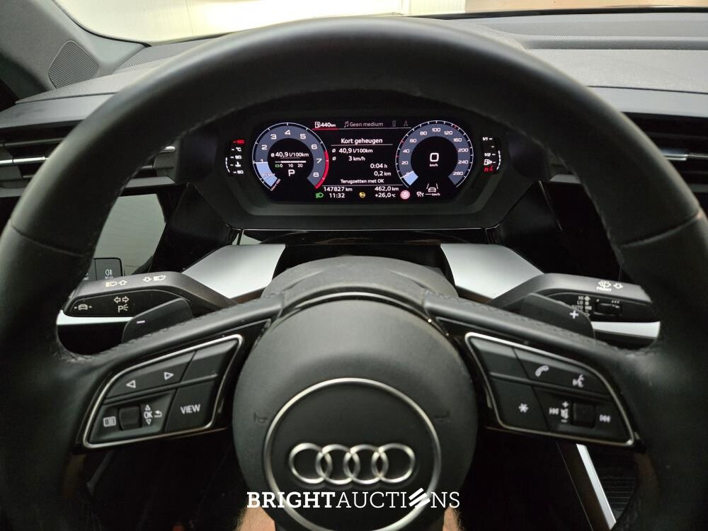 Audi A3 Limousine 30 Business edition TFSI 110pk 2021 (Origineel-NL), L-323-JK