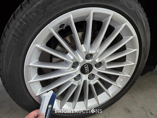 Audi A3 Limousine 30 Business edition TFSI 110pk 2021 (Origineel-NL), L-323-JK