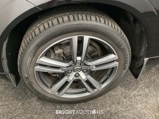 Volvo XC60 T8 Twin Engine Momentum Pro 2.0 AWD 304pk 2020, L-503-VN