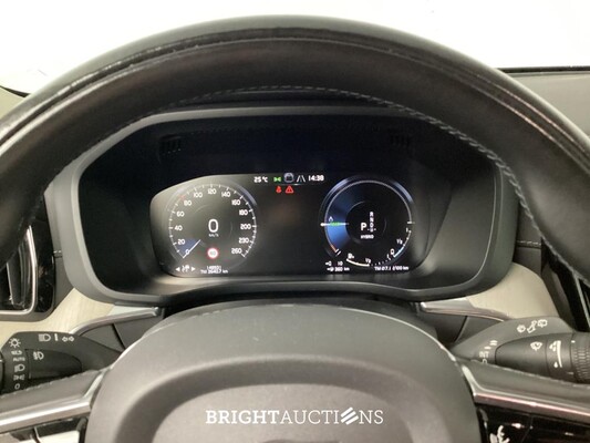 Volvo XC60 T8 Twin Engine Momentum Pro 2.0 AWD 304pk 2020, L-503-VN