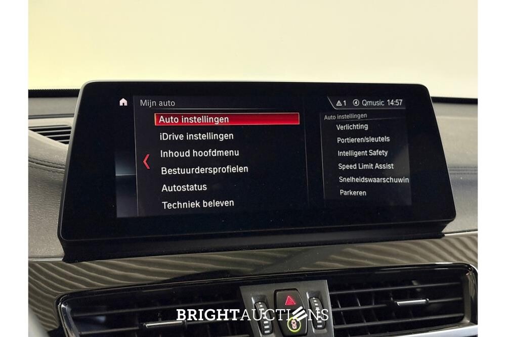 BMW X1 sDrive20i Business Edition Plus 178pk 2022 (Origineel-NL), P-014-GX