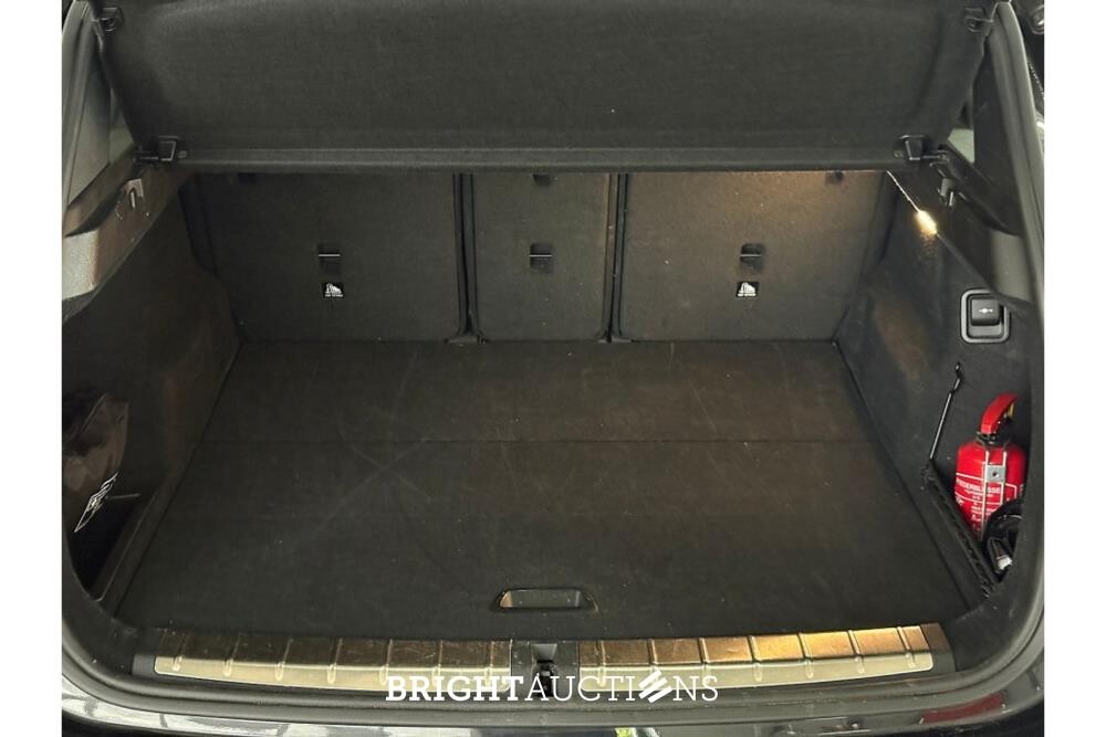BMW X1 sDrive20i Business Edition Plus 178pk 2022 (Origineel-NL), P-014-GX