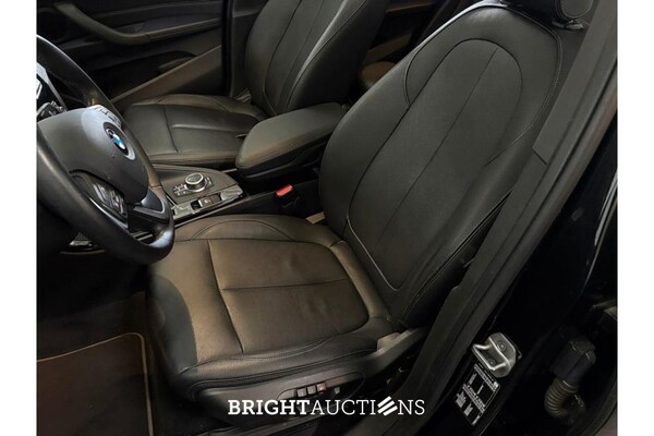 BMW X1 sDrive20i Business Edition Plus 178pk 2022 (Origineel-NL), P-014-GX