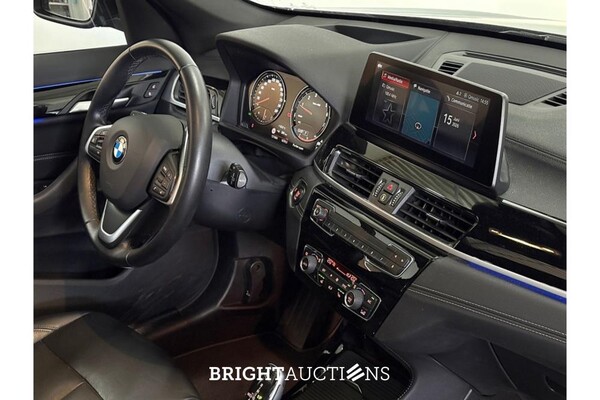 BMW X1 sDrive20i Business Edition Plus 178pk 2022 (Origineel-NL), P-014-GX