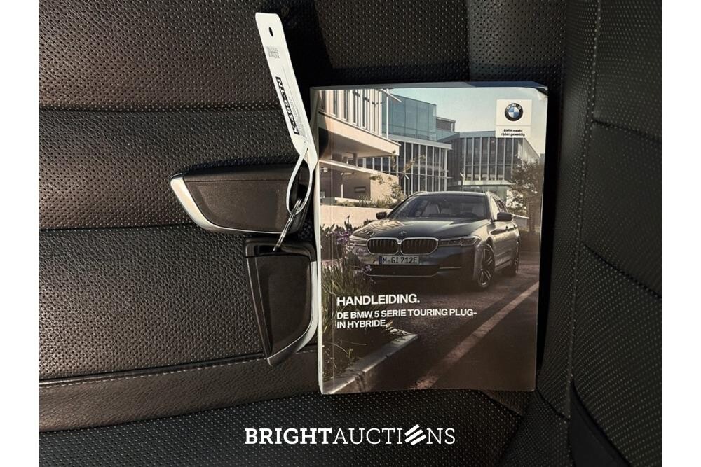 BMW 530e High Executive 292pk 2021 (Origineel-NL) 5-Serie, K-499-TN