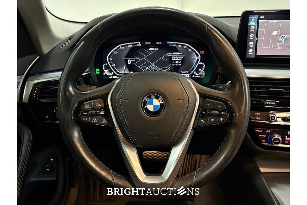 BMW 530e High Executive 292pk 2021 (Origineel-NL) 5-Serie, K-499-TN