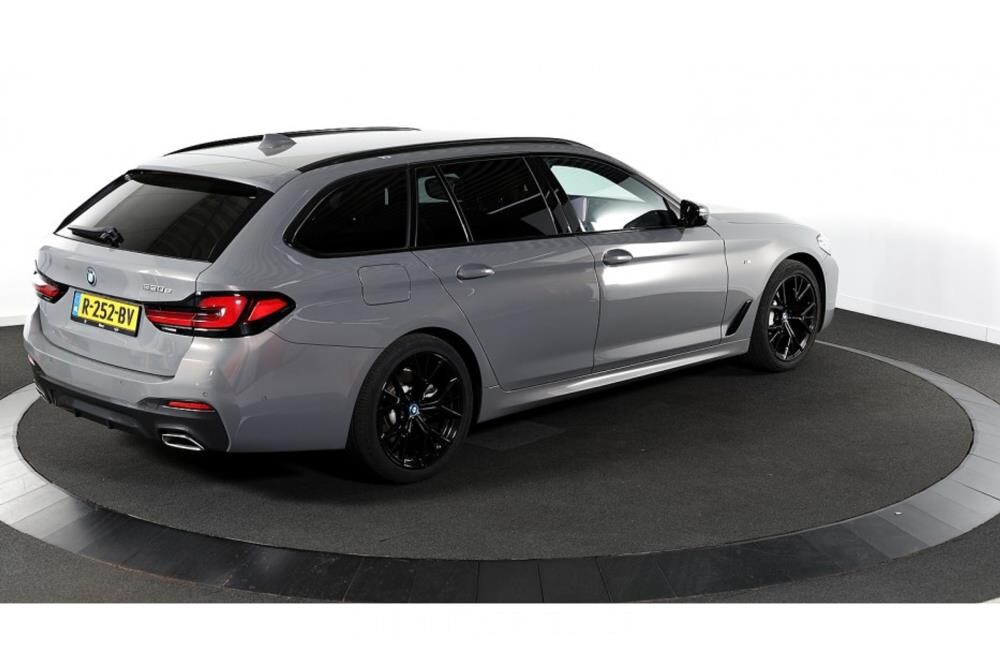 BMW 530e Business Edition Plus 292pk 2022 (Origineel-NL) 5-Serie, R-252-BV