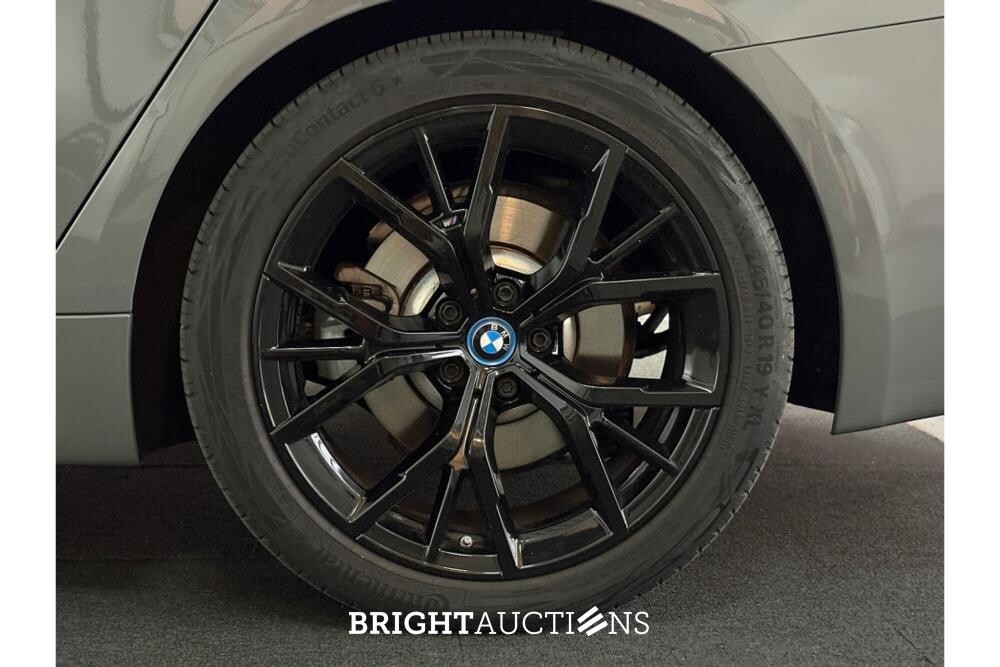 BMW 530e Business Edition Plus 292pk 2022 (Origineel-NL) 5-Serie, R-252-BV