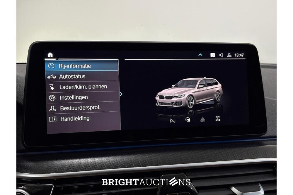 BMW 530e Business Edition Plus 292pk 2022 (Origineel-NL) 5-Serie, R-252-BV