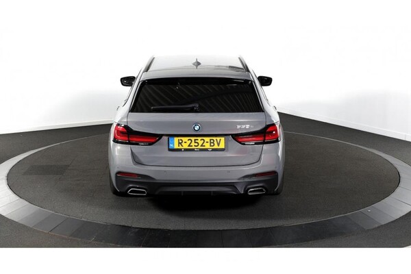 BMW 530e Business Edition Plus 292pk 2022 (Origineel-NL) 5-Serie, R-252-BV