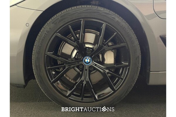 BMW 530e Business Edition Plus 292pk 2022 (Origineel-NL) 5-Serie, R-252-BV