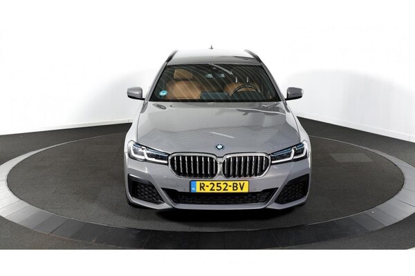 BMW 530e Business Edition Plus 292pk 2022 (Origineel-NL) 5-Serie, R-252-BV
