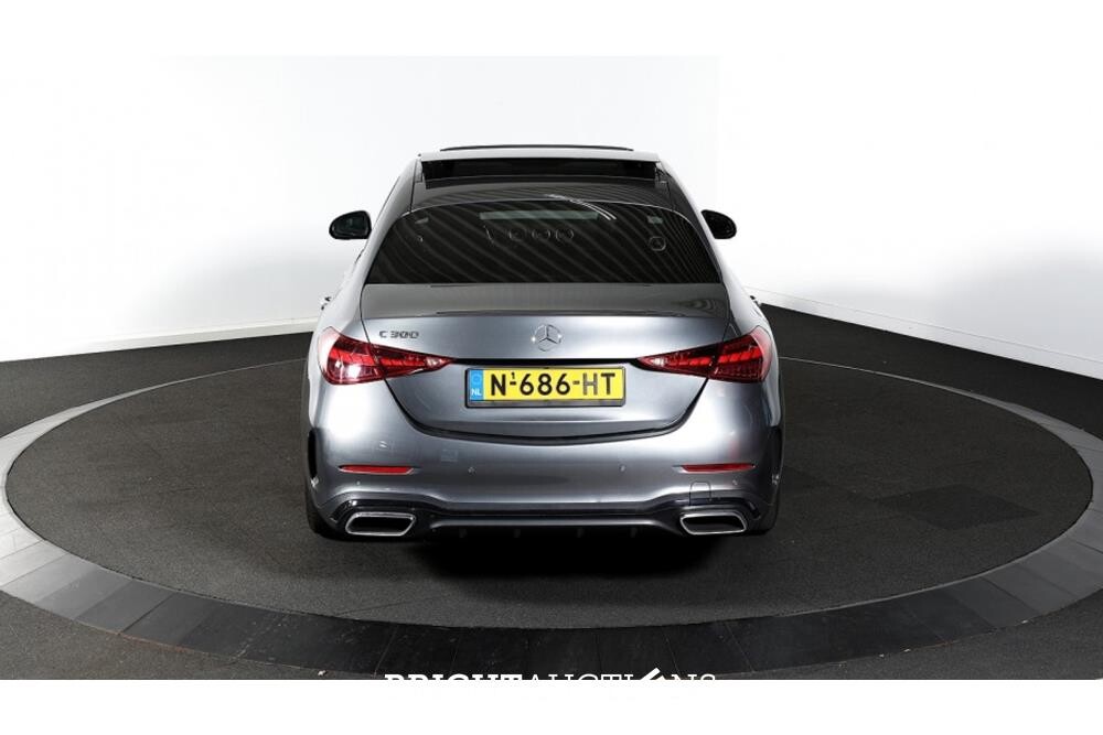 Mercedes-Benz C300 AMG Line 258pk 2021 (Origineel-NL) C-klasse, N-686-HT