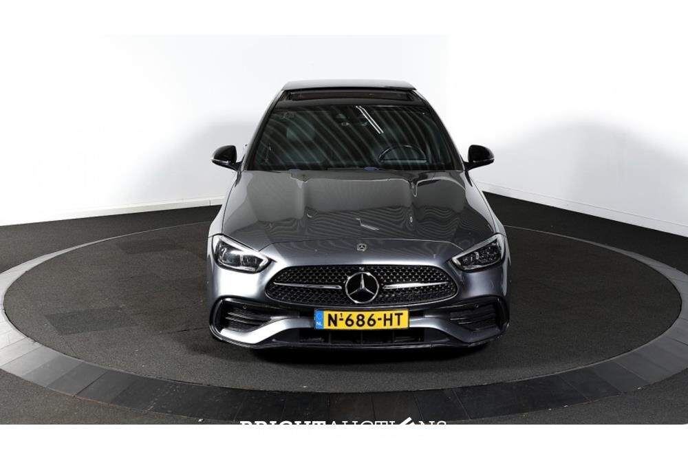 Mercedes-Benz C300 AMG Line 258pk 2021 (Origineel-NL) C-klasse, N-686-HT