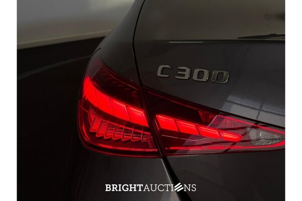 Mercedes-Benz C300 AMG Line 258pk 2021 (Origineel-NL) C-klasse, N-686-HT