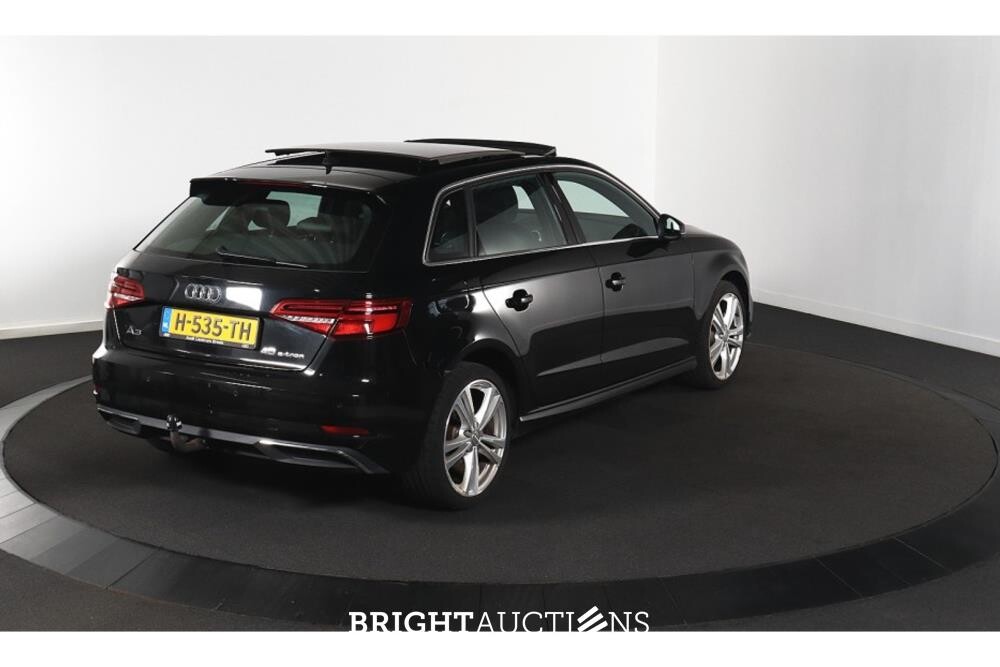 Audi A3 Sportback 40 e-tron Advance Sport 258pk 2020 (Origineel-NL), H-535-TH