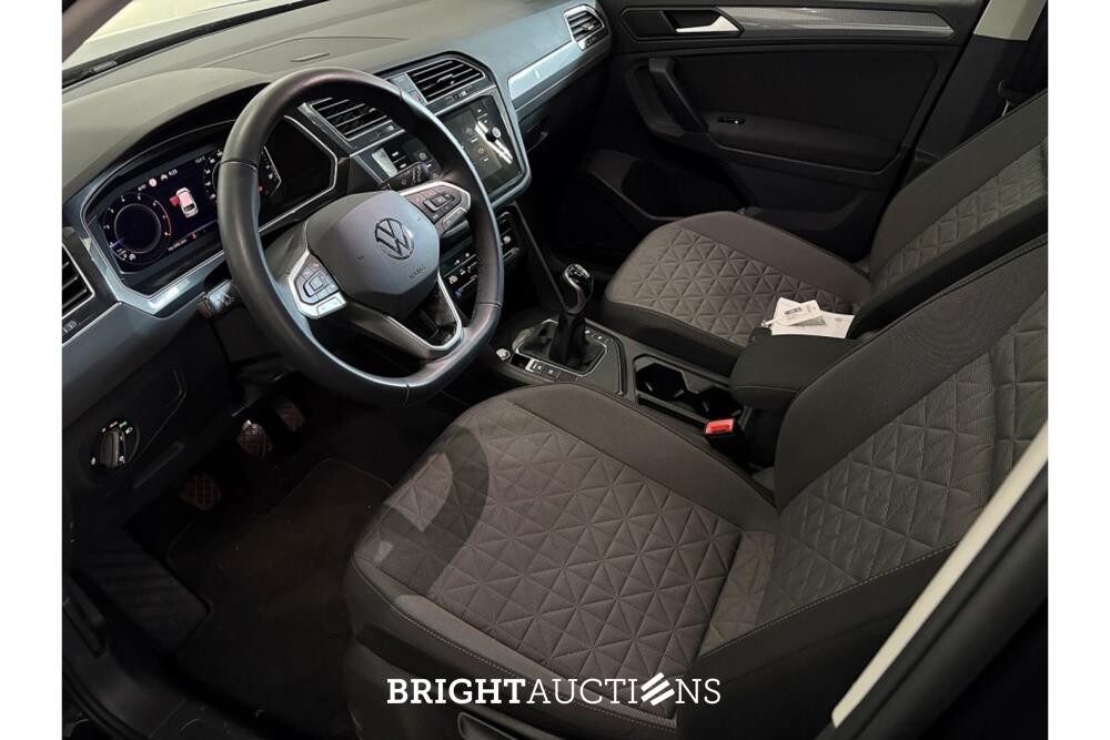Volkswagen Tiguan Life Business 1.5 TSI 130pk 2023 (Origineel-NL), T-288-NH