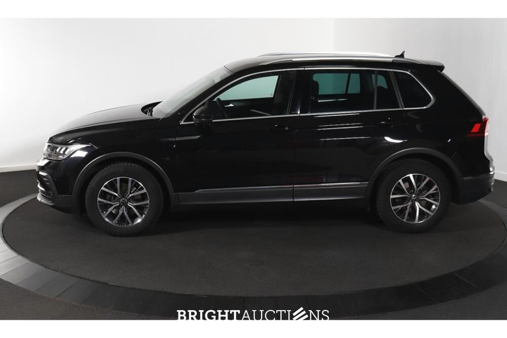 Volkswagen Tiguan Life Business 1.5 TSI 130pk 2023 (Origineel-NL), T-288-NH