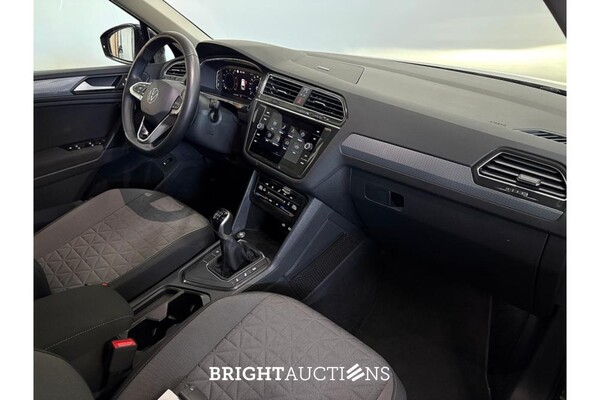 Volkswagen Tiguan Life Business 1.5 TSI 130pk 2023 (Origineel-NL), T-288-NH