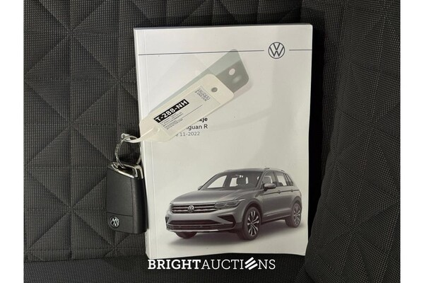 Volkswagen Tiguan Life Business 1.5 TSI 130pk 2023 (Origineel-NL), T-288-NH