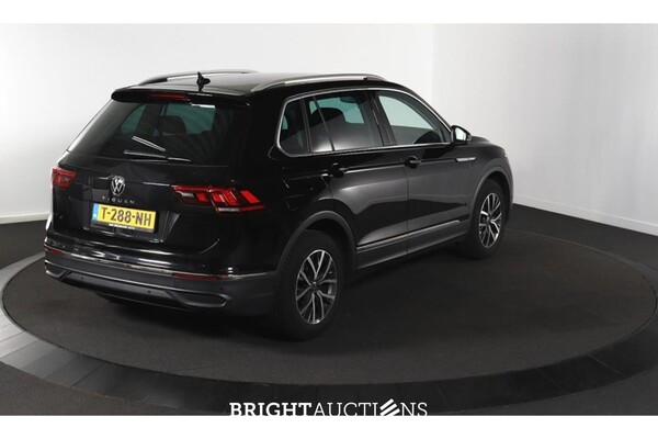 Volkswagen Tiguan Life Business 1.5 TSI 130pk 2023 (Origineel-NL), T-288-NH