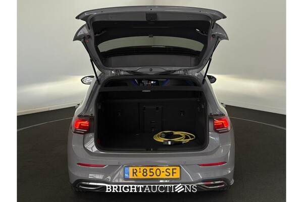 Volkswagen Golf eHybrid GTE 1.4 258pk 2022 (Origineel-NL), R-850-SF