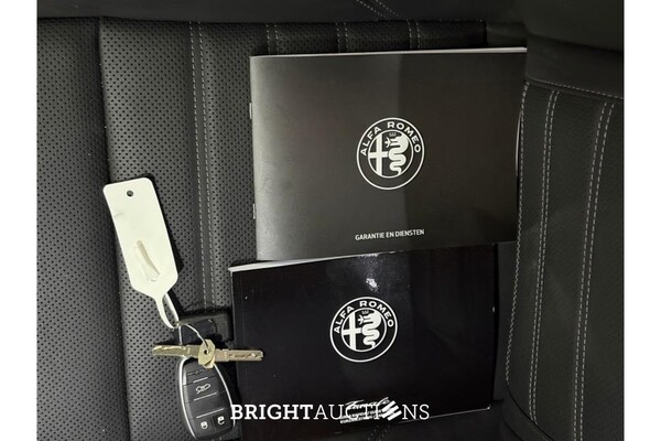 Alfa Romeo Tonale 1.5T Hybrid Sprint 1.5 178pk 2025 (Origineel-NL), HKF-71-B