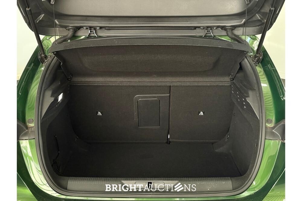 Peugeot 308 Allure Pack Business 1.2 PureTech 130pk 2022, P-488-VN