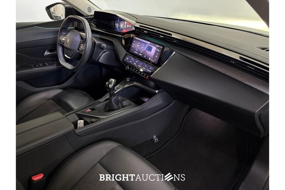 Peugeot 308 Allure Pack Business 1.2 PureTech 130pk 2022, P-488-VN