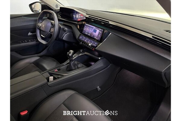 Peugeot 308 Allure Pack Business 1.2 PureTech 130pk 2022, P-488-VN