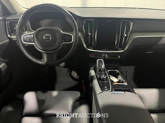 Volvo V60 T6 Recharge Inscription 2.0 AWD 341pk 2022 (Origineel-NL), N-264-TS