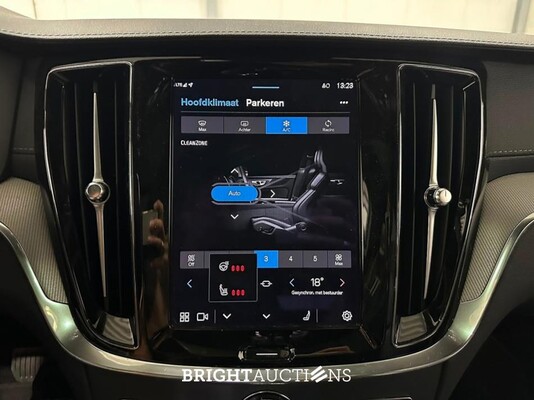 Volvo V60 T8 Plug-in Hybrid Polestar Engineered 2.0 AWD 455pk 2024 (Origineel-NL), Z-495-KG