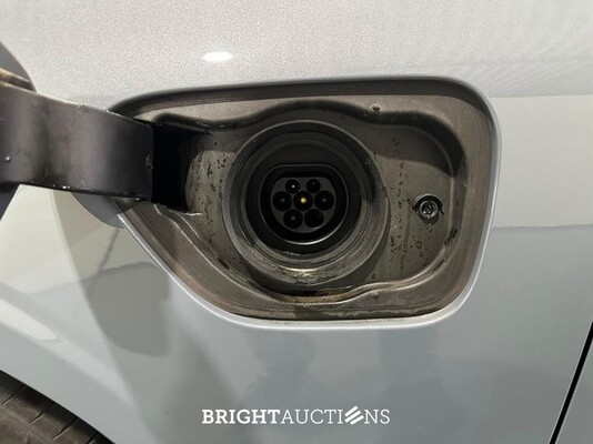 Volvo V60 T8 Plug-in Hybrid Polestar Engineered 2.0 AWD 455pk 2024 (Origineel-NL), Z-495-KG