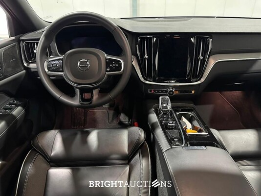 Volvo V60 T8 Plug-in Hybrid Polestar Engineered 2.0 AWD 455pk 2024 (Origineel-NL), Z-495-KG