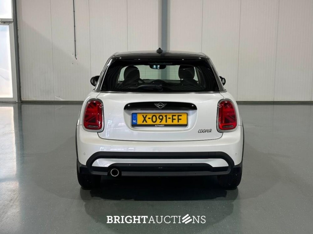 MINI Cooper Mini Business Edition 5-Drs 1.5 136pk 2023 (Origineel-NL), X-091-FF