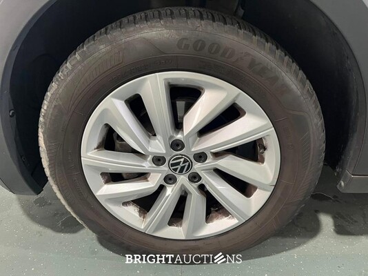 Volkswagen T-Cross Life 1.0 TSI 95pk 2021 (Origineel-NL), L-677-DG