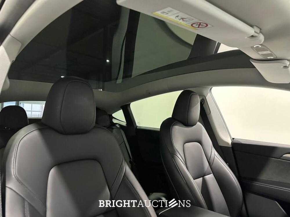 Tesla Model Y Long Range RWD 75 kWh 351pk 2024 (Origineel-NL), GND-55-H