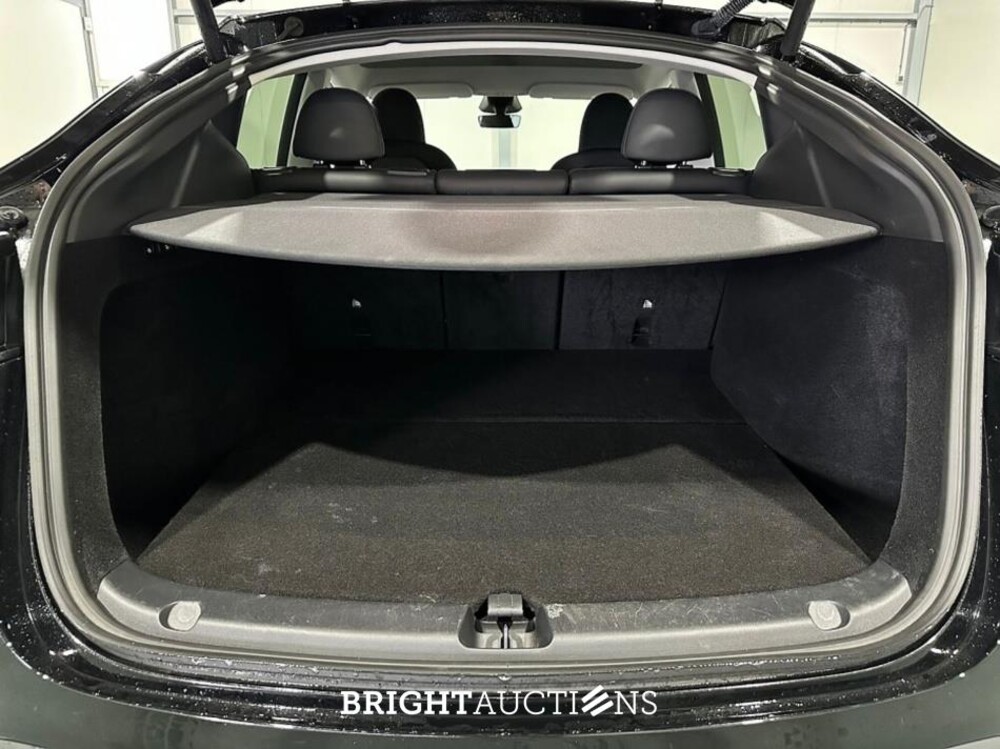 Tesla Model Y Long Range RWD 75 kWh 351pk 2024 (Origineel-NL), GND-55-H