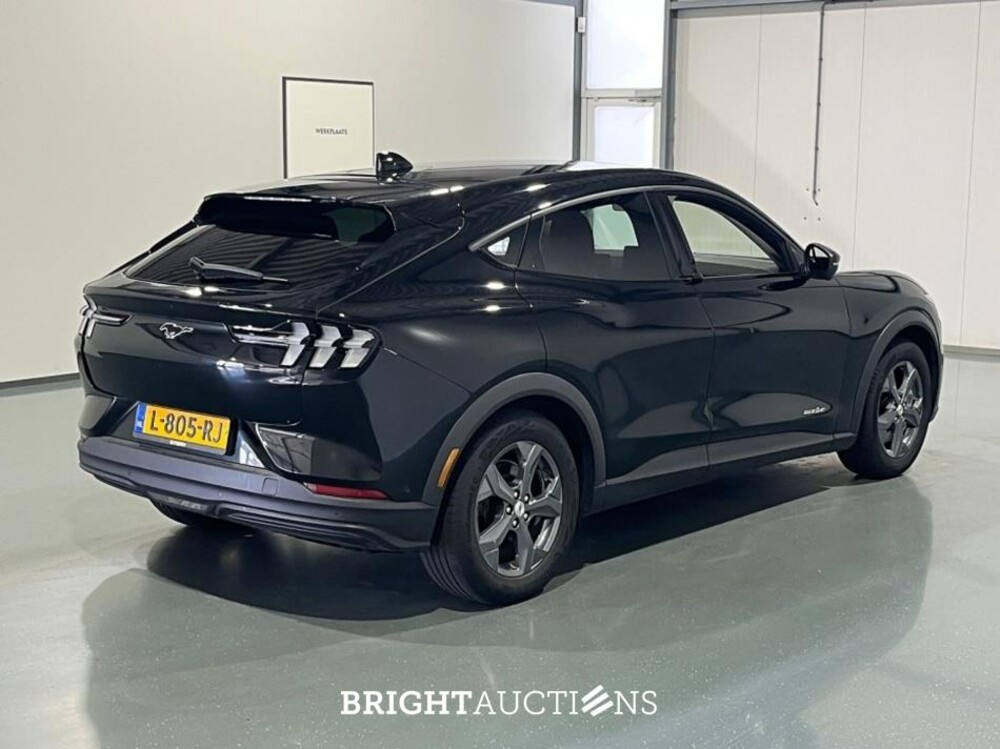 Ford Mustang Mach-E RWD 75 kWh 258pk 2021 (Origineel-NL), L-805-RJ