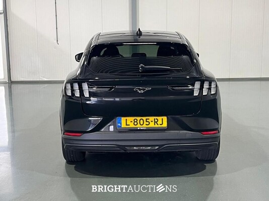 Ford Mustang Mach-E RWD 75 kWh 258pk 2021 (Origineel-NL), L-805-RJ
