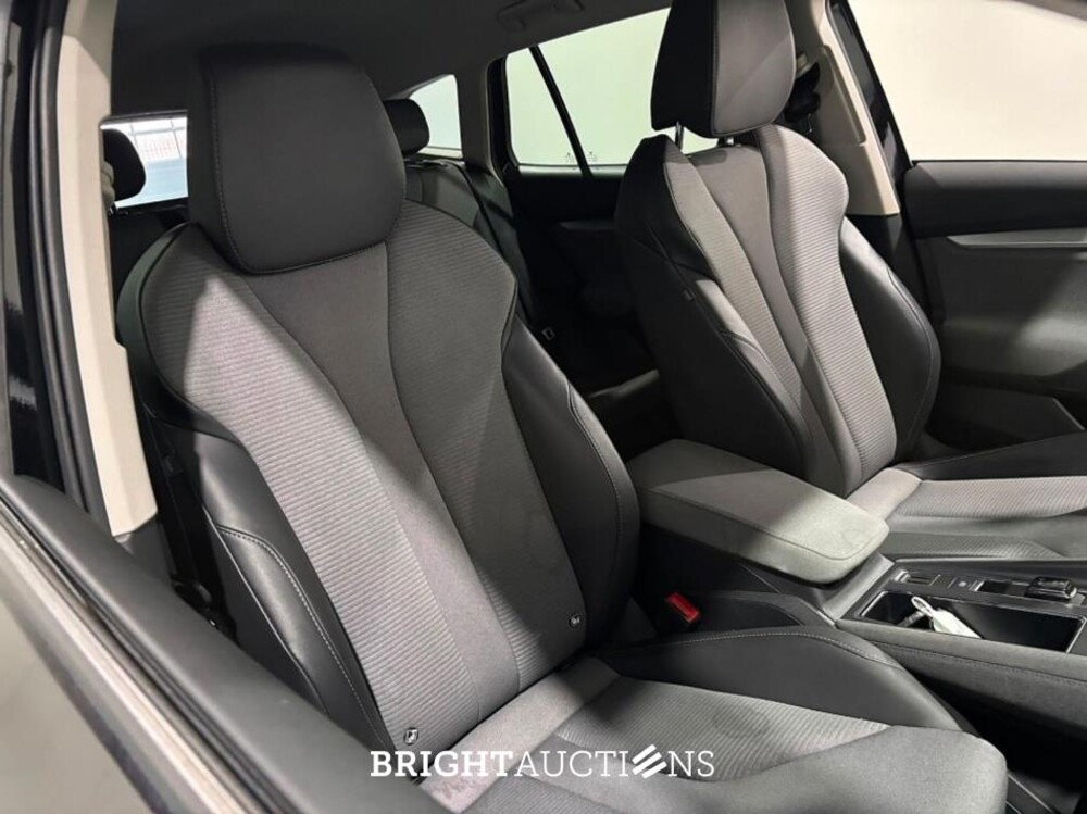 Škoda Enyaq 179pk 2022 (Origineel-NL), P-121-KJ