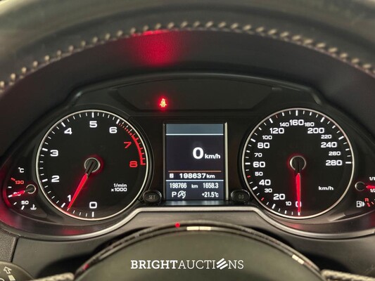 Audi Q5 Sport Edition 2.0 TFSI Quattro 225pk 2015 (Origineel-NL), HH-749-L