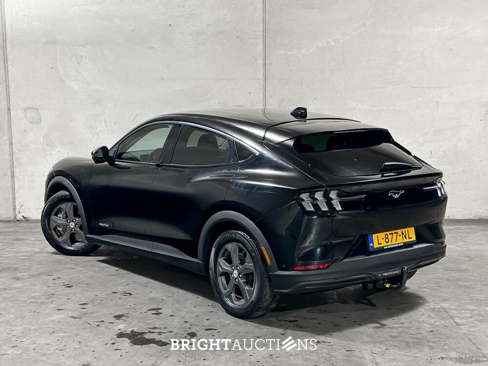 Ford Mustang Mach-E RWD 75 kWh 258pk 2021 (Origineel-NL + 1e eigenaar), L-877-NL