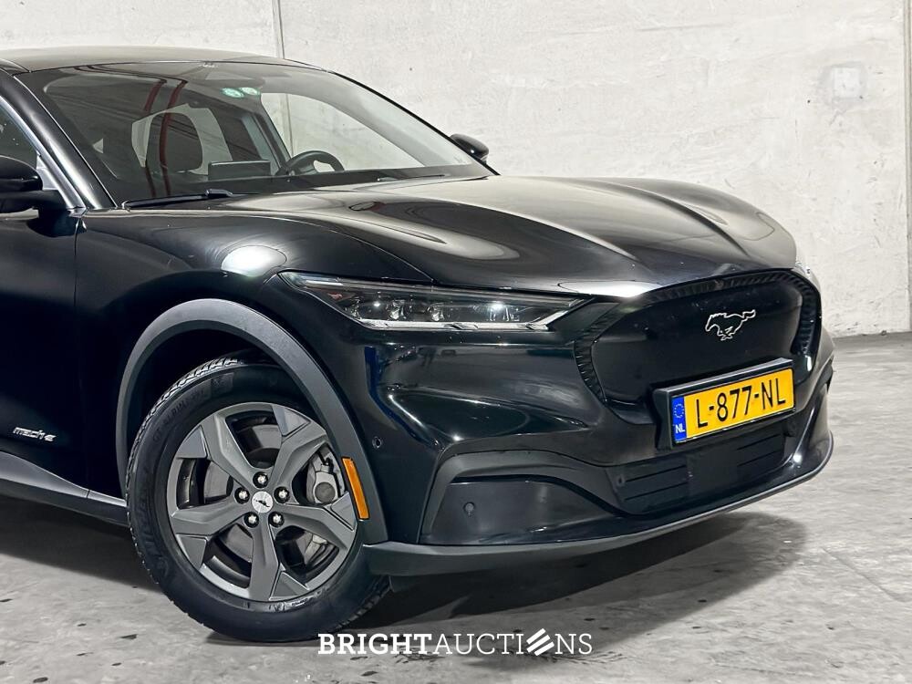 2021 Ford Mustang Mach-E RWD 75 kWh 258 pk (niederländische Erstzulassung + Erstbesitzer), L-877-NL